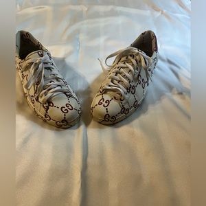 Authentic Gucci shoes,